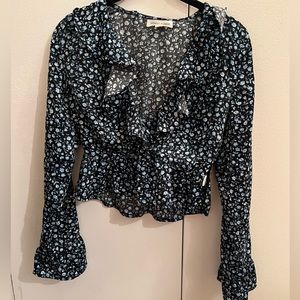 Blue flower ruffle top